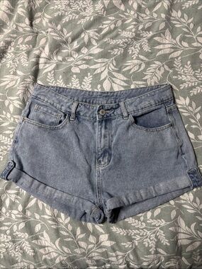 SHEIN Light Blue Rolled-Hem Denim Shorts